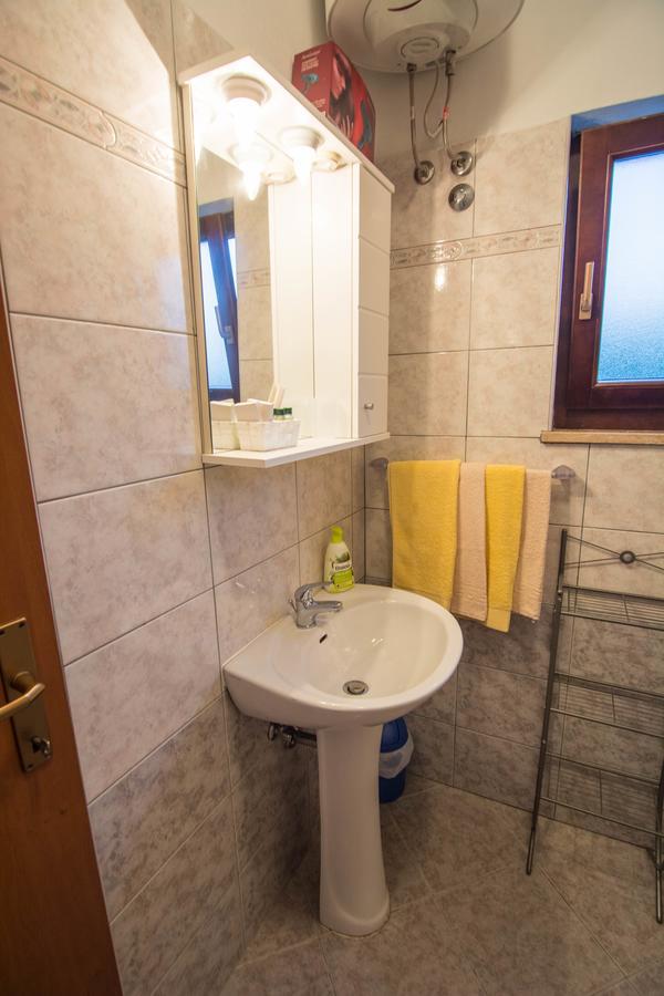 Apartments Angela 1711 Rakalj Екстер'єр фото